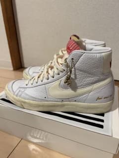 ナイキ　BLAZER MID 77 VNTG EMB ポップコーンのサムネイル