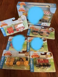 専用です!4点!木製トーマス 新品 セットのサムネイル