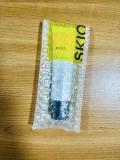 SKIO VC トーンアップUVエッセンス 日焼け止めのサムネイル