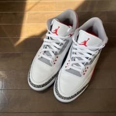 Air jordan 3 retroのサムネイル