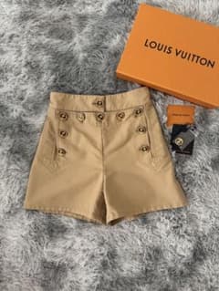■超美品 Louis Vuitton ショートパンツ 箱、予備ボタン付き □超美品 Louis Vuitton ショートパンツ 箱、予備ボタン付き - メルカリ