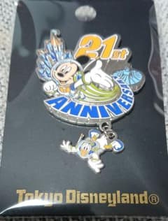 専用 ディズニーランド 21周年 ピンバッジのサムネイル
