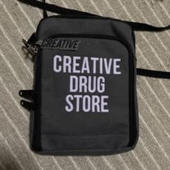 Creative drug store ショルダーバッグ　キーホルダーのサムネイル