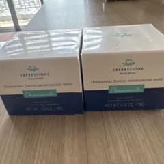 EXPRESSIONS WELLNESSのサムネイル