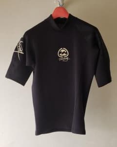 Billabong ウェット　サーフィン　タッパーのサムネイル