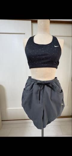 NIKE スポーツブラ PUMA ショートパンツ セットのサムネイル