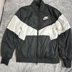NIKE アウターのサムネイル