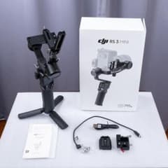 美品 DJI RS 3 Mini、3軸ジンバル軽量スタビライザーのサムネイル