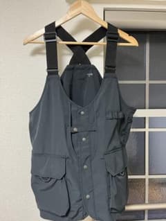 GU ACTIVE ベストのサムネイル