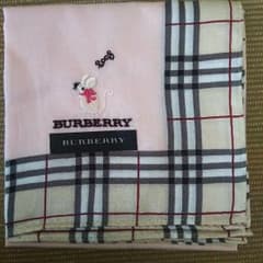 未使用品 BURBERRY ハンカチのサムネイル