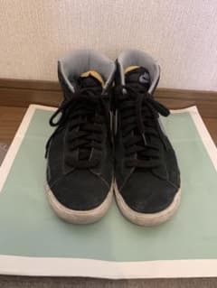 NIKEスニーカーのサムネイル