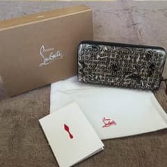 ルブタン 長財布 正規品 美品のサムネイル
