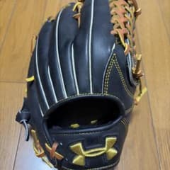Under Armour 軟式 野球 グローブ ブラックのサムネイル