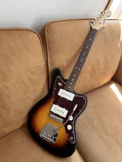 【ここひよ様専用】Fender Japan Jazzmaster juniorのサムネイル