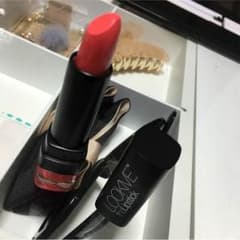 LOOKMEの赤リップのサムネイル