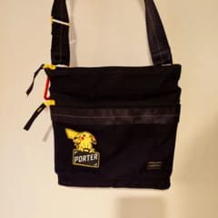 PORTER ポケモン ピカチュウ ショルダーバッグ ブラックのサムネイル