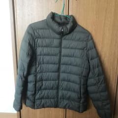 UNIQLO ユニクロ ウルトラライトダウンのサムネイル