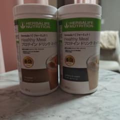 Herbalife Formula 1 プロテイン 2種セット - メルカリ
