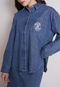 ジャケット・アウター herlipto Emblem Logo Denim Shirt Jacket herlipto/ Emblem Logo Denim Shirt Jacket - メルカリ