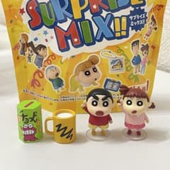クレヨンしんちゃん ミニフィギュア 2体セットのサムネイル