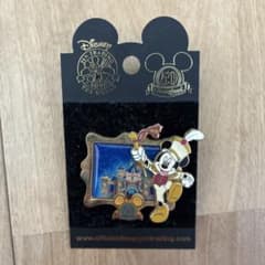 ディズニー ミッキー 50周年記念 ピンバッジ - メルカリ