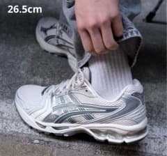 ★メルカリ最安値　Asics Gel-Kayano14 バーチ/ダークピューターのサムネイル
