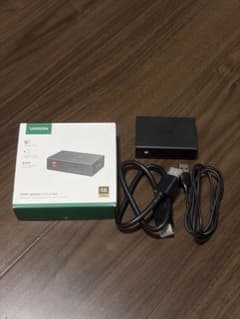 UGREEN HDMI Splitter 1 In 2 Out 本体