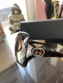 GUCCI オーバーサイズ サングラスのサムネイル