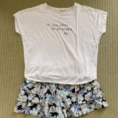 花柄 ショートパンツ キュロット　Tシャツセットのサムネイル