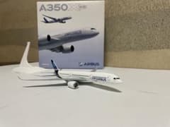 AIRBUS A350 XWB 1/400のサムネイル