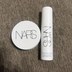 NARS ライトリフレクティング クッション＆トーンアップヴェールのサムネイル