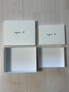 agnès b.のサムネイル