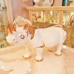 AHURA サイ 置物 イタリア製高級磁器 インテリア 222-1439 AHURA サイ 置物 イタリア製高級磁器 インテリア 222-1439 - メルカリ