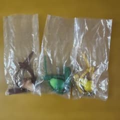 なめこ栽培キット　ガチャ　カラフルマルチチャーム3点セットのサムネイル