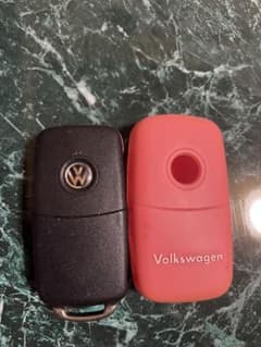 Volkswagen 純正 スマートキー 本体 シリコンカバー付のサムネイル