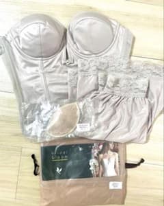 bridal bloom ブライダルインナーセットE65のサムネイル