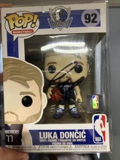 Luka Doncic funko pop PSAサイン入り Luka Doncic funko pop PSAサイン入り | Mercari