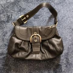 COACH レザー ショルダーバッグ ブラックのサムネイル