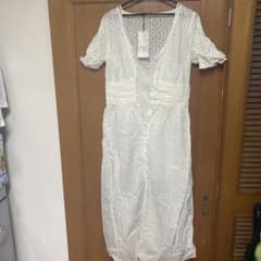 ZARA 新品タグ付きワンピースのサムネイル