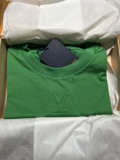 LV 新品未使用 ルイヴィトン タグ付き　TシャツLサイズのサムネイル