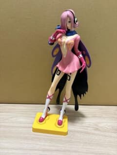 ワンピース レイジュ フィギュアのサムネイル