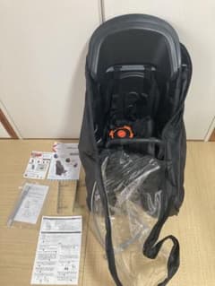 （大阪の千里中央付近より引き取り限定）OGKチャイルドシート透明カバー付き 黒のサムネイル