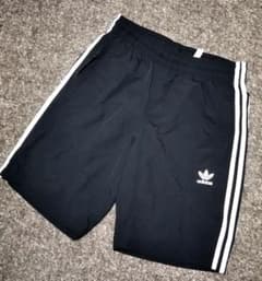 adidas アディダスオリジナル スイムショーツのサムネイル
