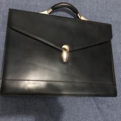 renoma paris ビジネス鞄のサムネイル