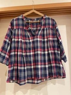 専用です　Shuca シャツのサムネイル