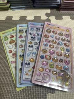 国内正規品 たまごっち ボンボンドロップシールコンプリート 4枚セットのサムネイル