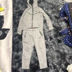 e*9様 ！格安！早い者勝ち『廃盤』Nike テックフリース グレー