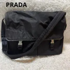 PRADA メッセンジャーバッグ　ブラック　A4可　三角プレート　V165のサムネイル