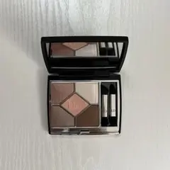 Dior サンク クルール クチュール アイシャドウ 649 ヌードドレス
