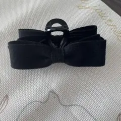 黒 リボン型 ヘアクリップ